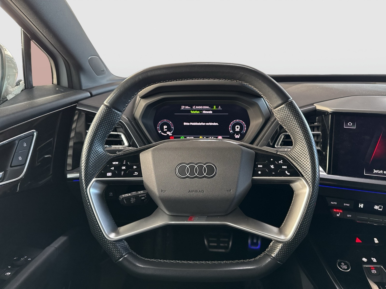 Audi Q4 e-tron 40 S LINE WÄRMEPUMPE PANO KAMERA ALU20
