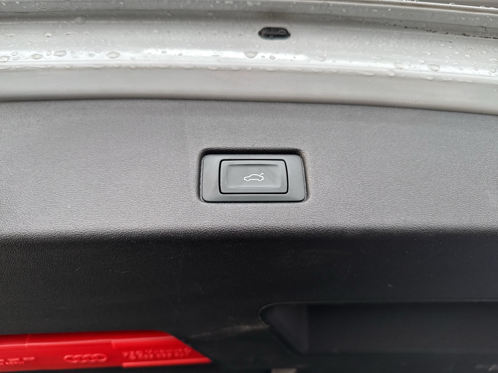 Audi Q4 e-tron 40 S LINE WÄRMEPUMPE PANO KAMERA ALU20