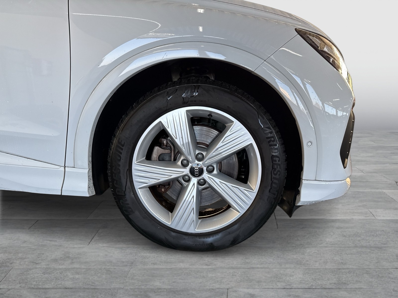 Audi Q4 e-tron 40 S LINE WÄRMEPUMPE PANO KAMERA ALU20