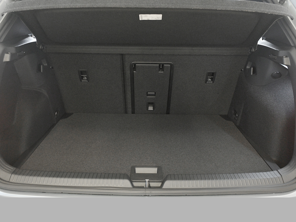 Volkswagen Golf 1.5 R-LINE DSG BLACKSTYLE MATRIXLED 360CAM