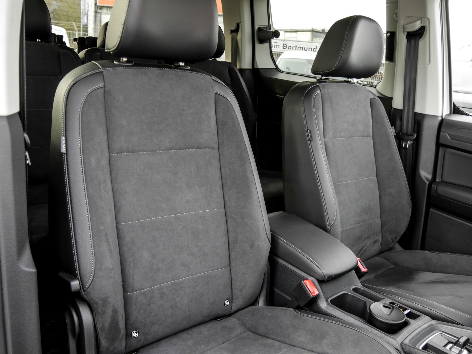 Volkswagen Caddy Maxi Style Standhzg LED 18 Art Velours