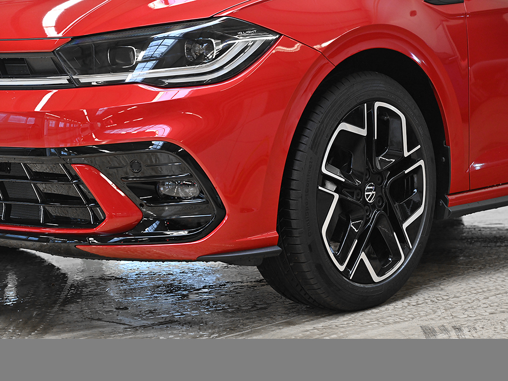 Volkswagen Polo 1.0 R-LINE DSG PANO SPORTPAKET KEYLESS CAM