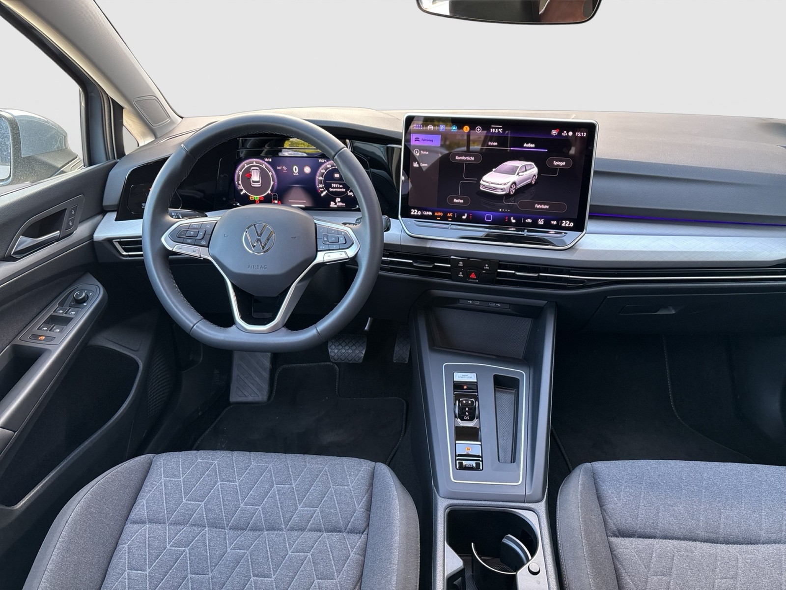 Volkswagen Golf Variant VIII 1.5 eTSI LIFE ACC NAVI CARPLAY