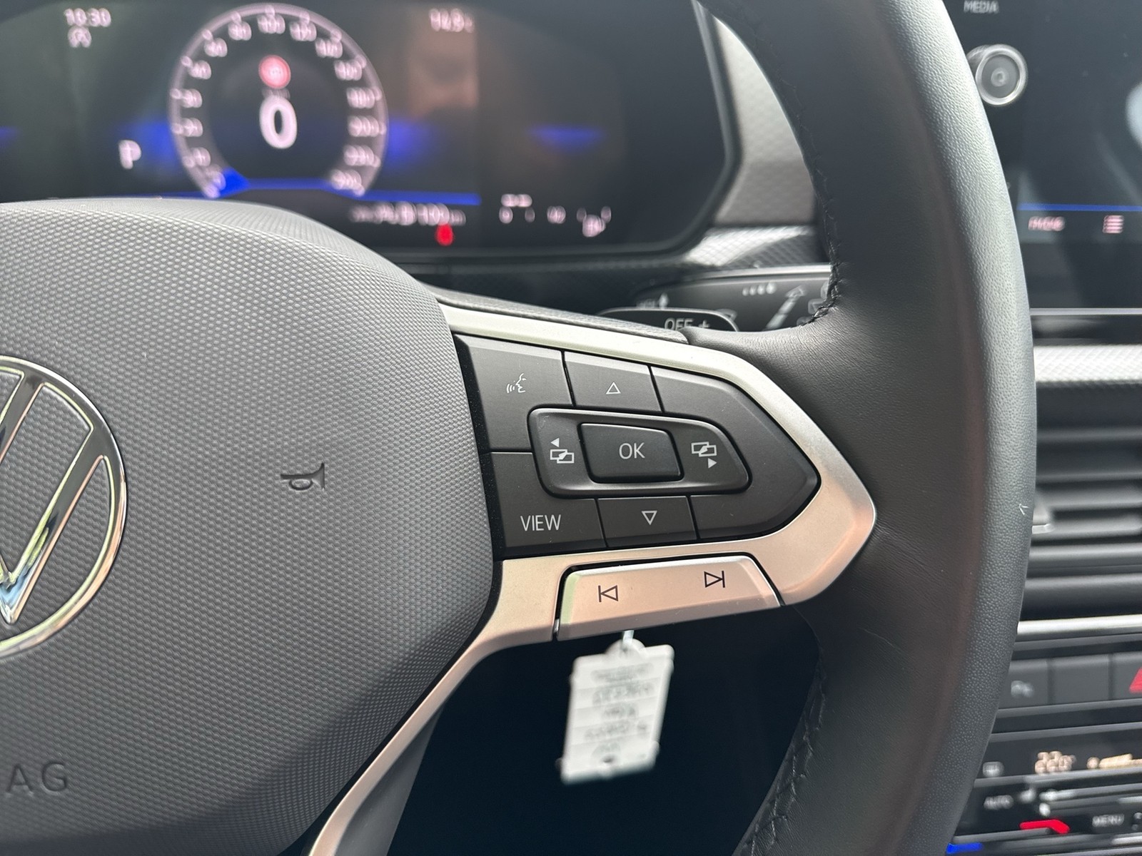 Volkswagen T-Cross 1.5 LIFE CAM ACC NAVI CARPLAY SITZHEIZ.