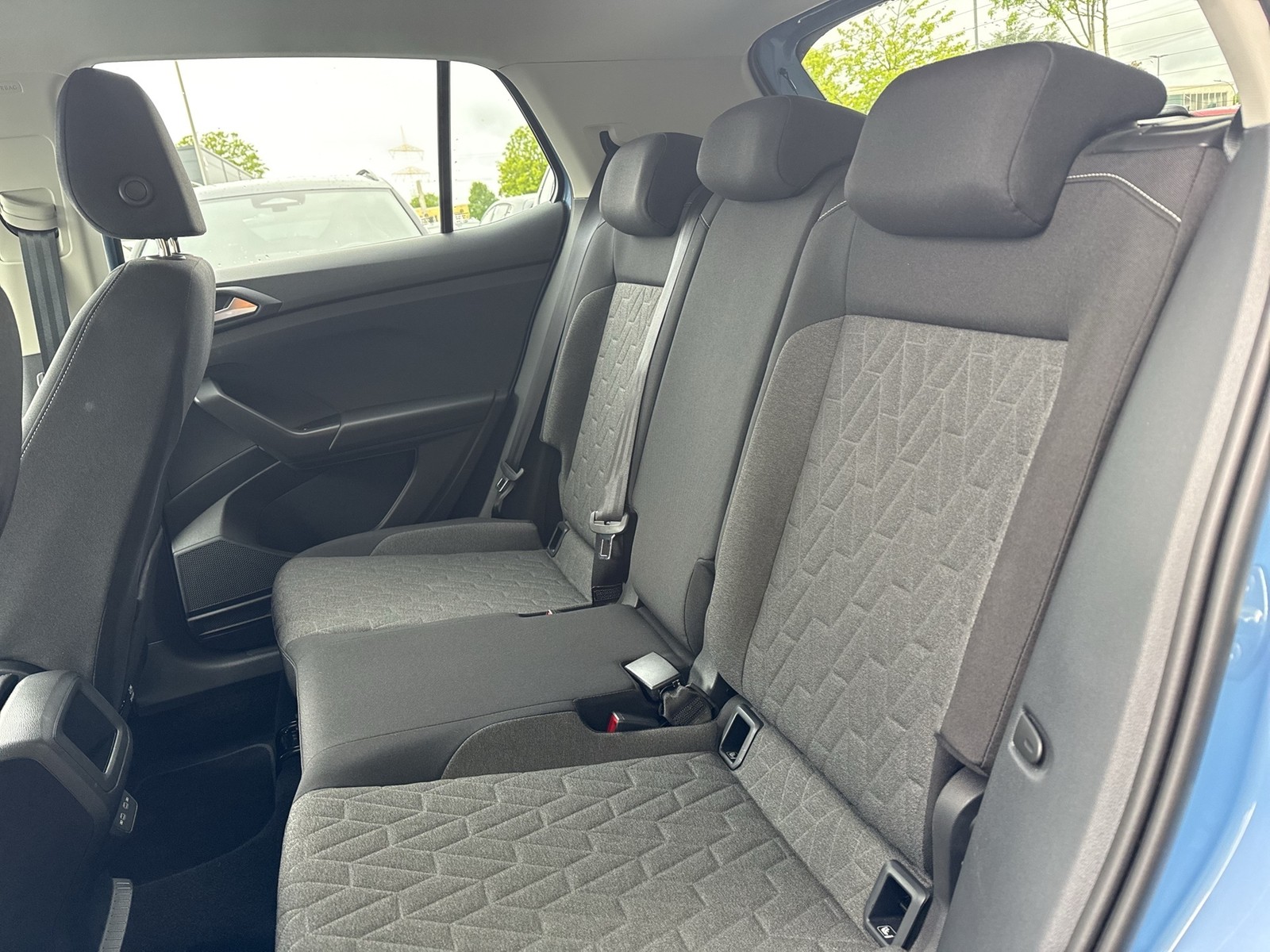 Volkswagen T-Cross 1.5 LIFE CAM ACC NAVI CARPLAY SITZHEIZ.