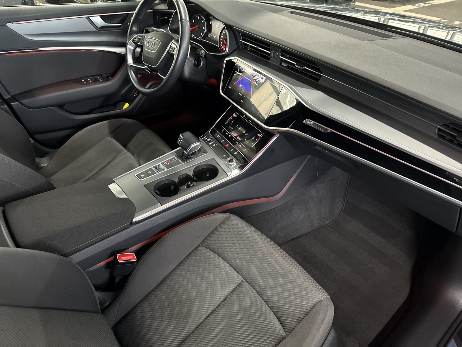 Audi A6 Avant 35 ALU19 eKLAPPE MATRIX SITZHEIZ KAMERA