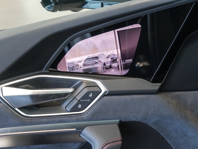 Audi Q8 e-tron Sportback 55 Qu. S LINE PANO LM21