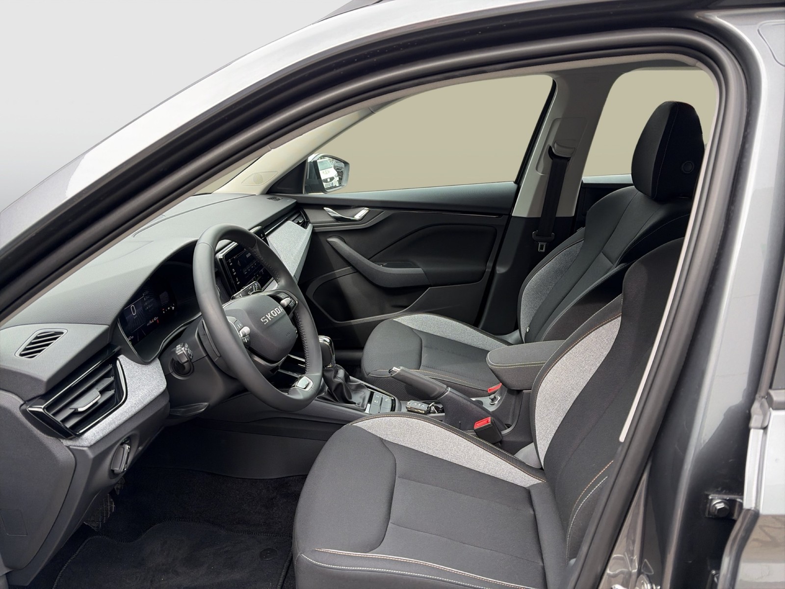 Skoda Kamiq 1.0 TOUR CAM MATRIX CARPLAY LM17 SITZHEIZ.