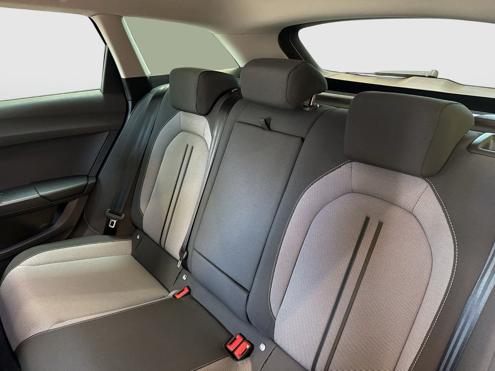 Seat Leon ST 1.5 eTSI STYLE NAVI CARPLAY SITZHEIZUNG