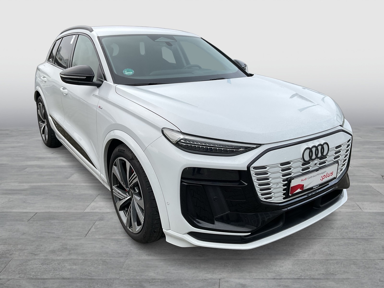 Audi Q6 e-tron quattro S LINE AHK B&O 360CAM ACC LM21