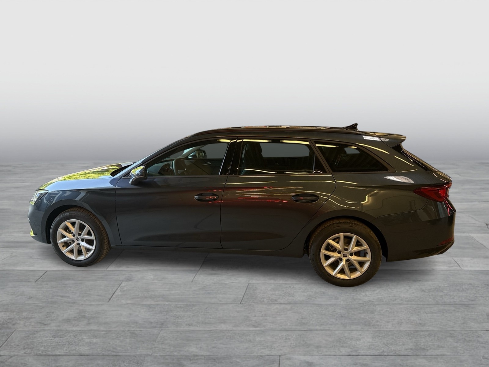 Seat Leon ST 1.5 eTSI STYLE NAVI CARPLAY SITZHEIZUNG