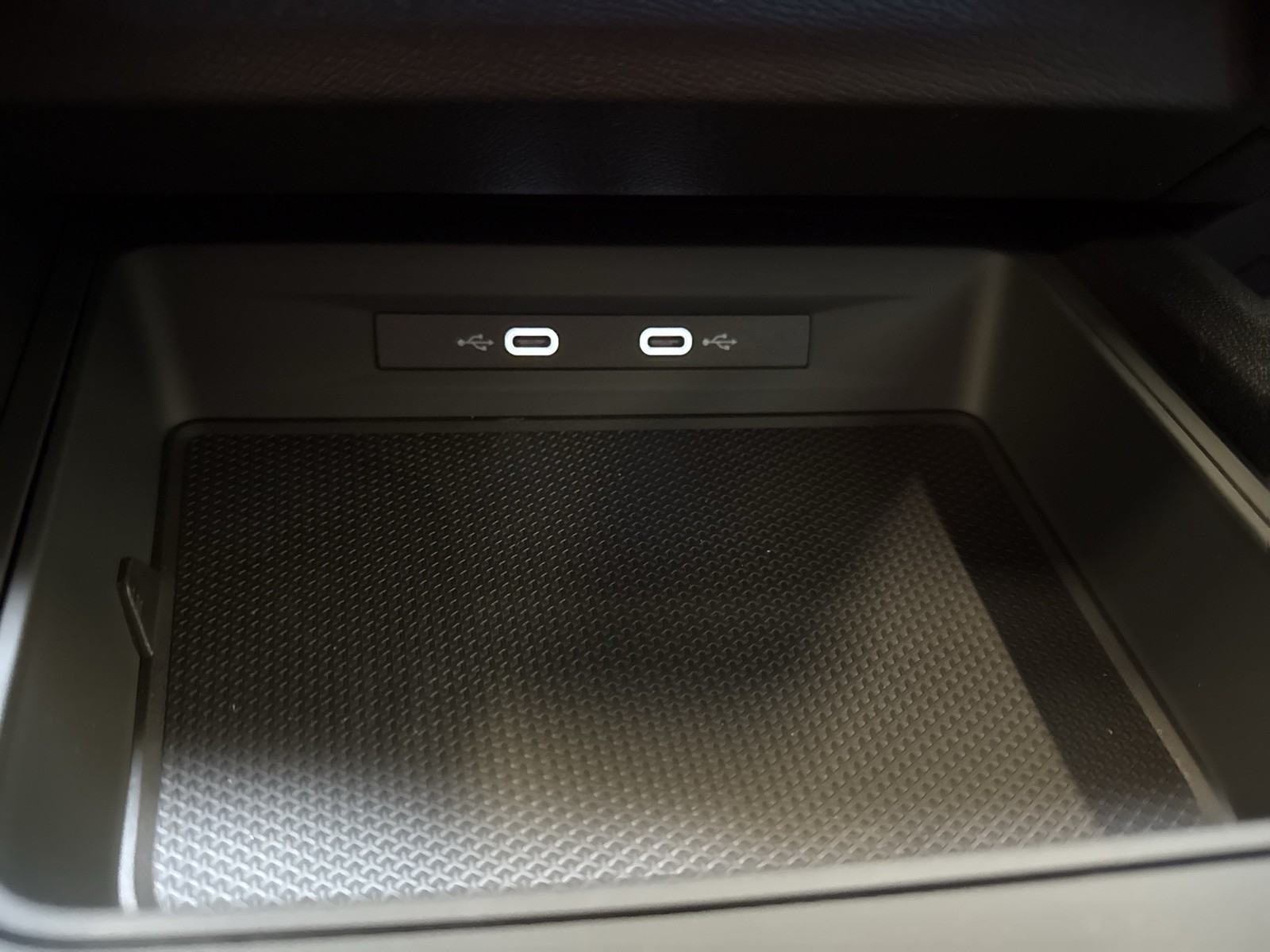Seat Leon ST 1.5 eTSI STYLE NAVI CARPLAY SITZHEIZUNG