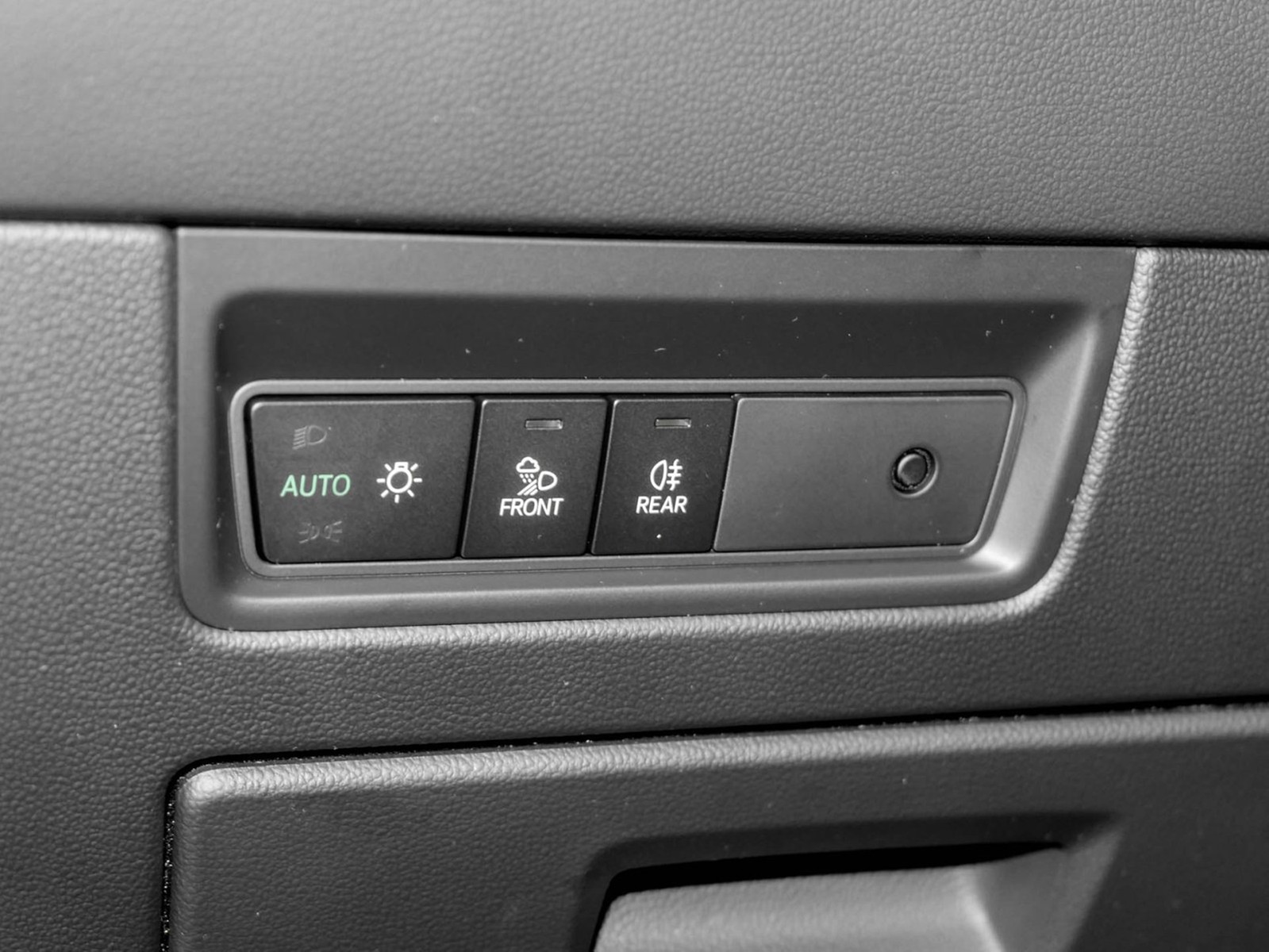 Volkswagen Touareg V6 NEUES MODELL PANO AHK CAM ACC LM19