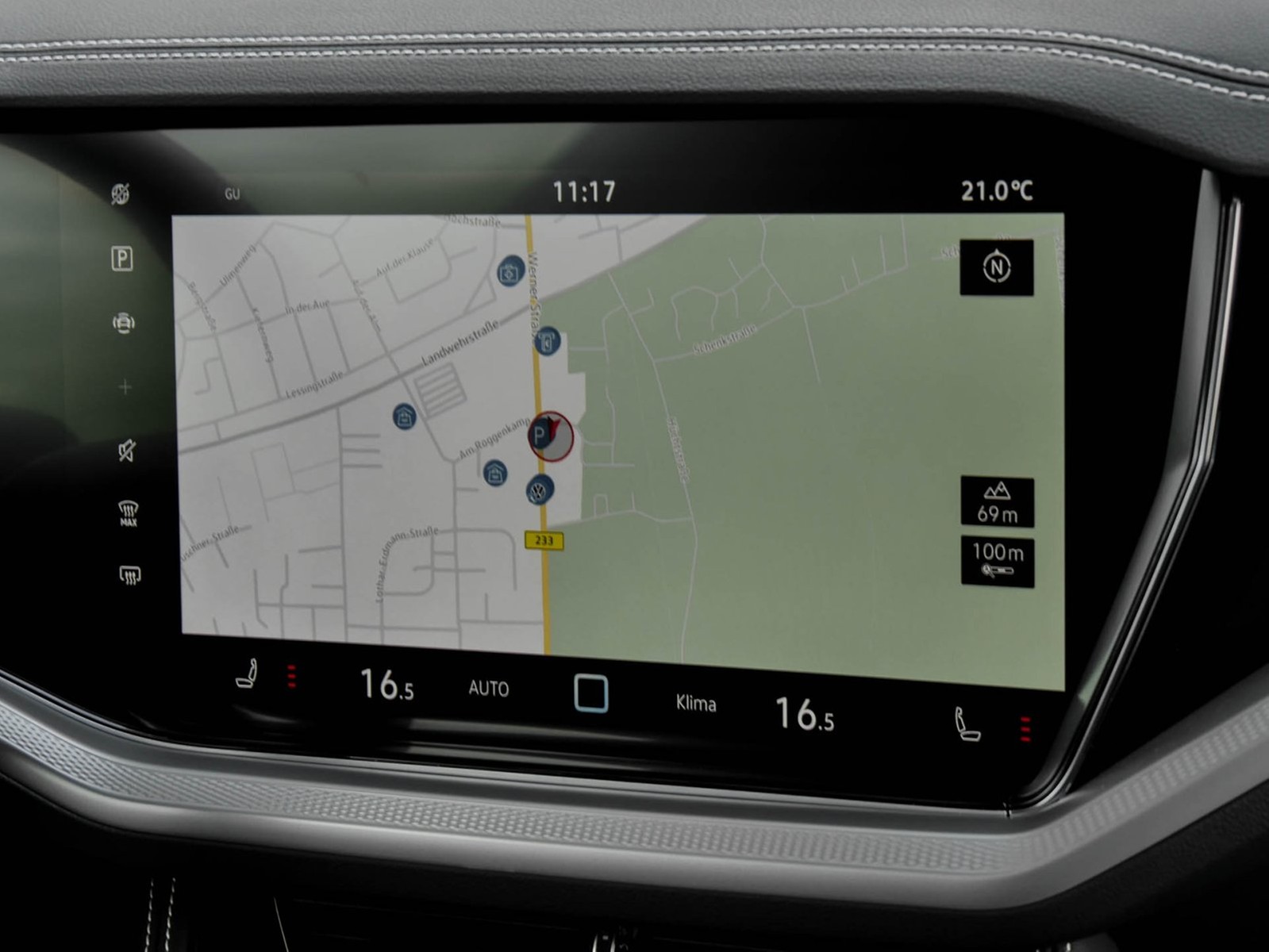 Volkswagen Touareg V6 NEUES MODELL PANO AHK CAM ACC LM19
