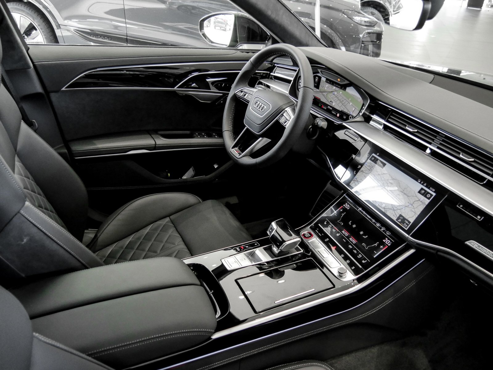 Audi S8 TFSI tiptronic AHK+Pano+Standh.+TV+Matrix+Headup+
