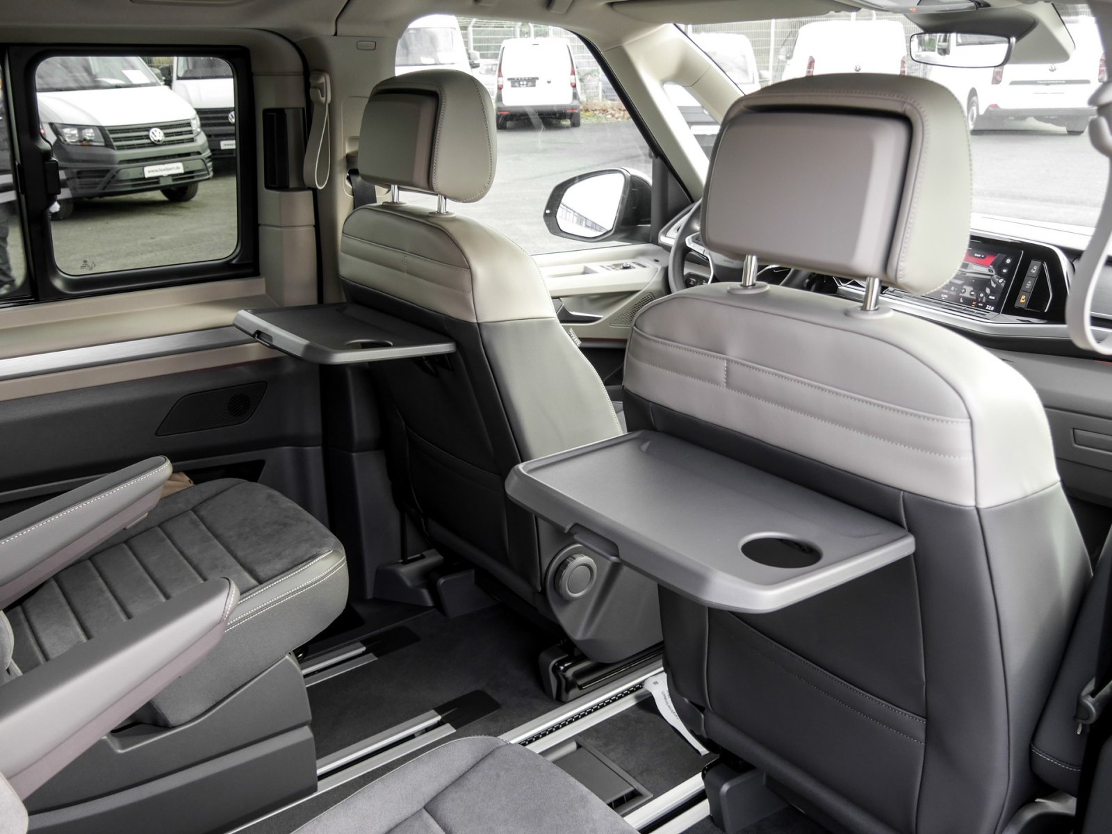 Volkswagen T7 Multivan LÜ 2.0 TDI Edition Shz LED e klappe schiebetür