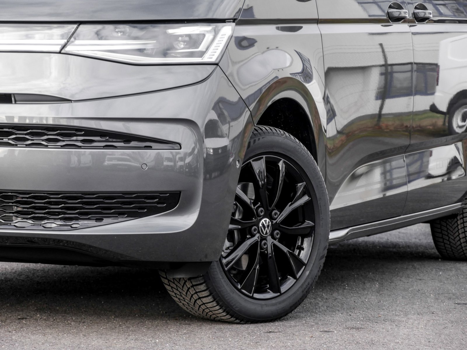 Volkswagen T7 Multivan LÜ 2.0 TDI Edition Shz LED e klappe schiebetür