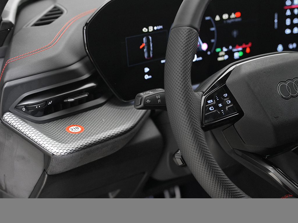 Audi Q5 Sportback TFSI quattro S tronic S Line AHK+Pano+Sonnenschutzverglasung