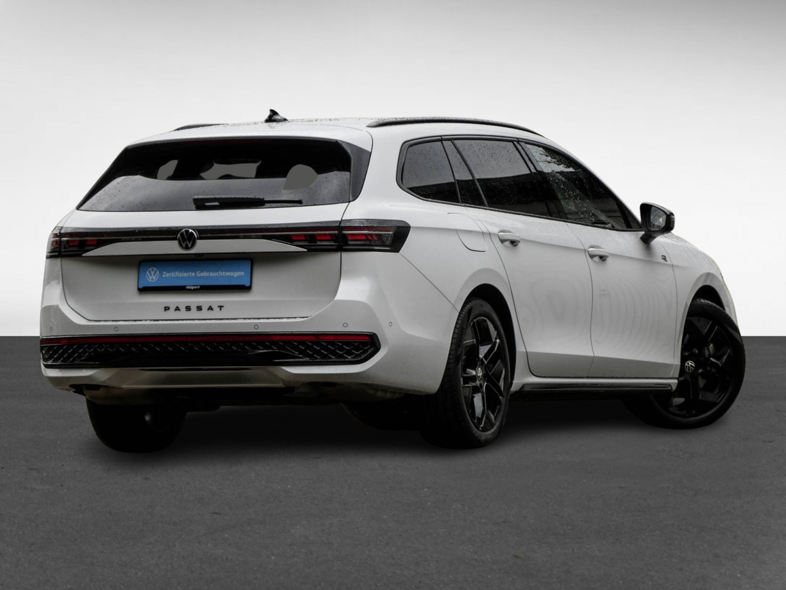 Volkswagen Passat Variant 2.0 R-LINE 4X4 NEUESMODELL AHK 18Z
