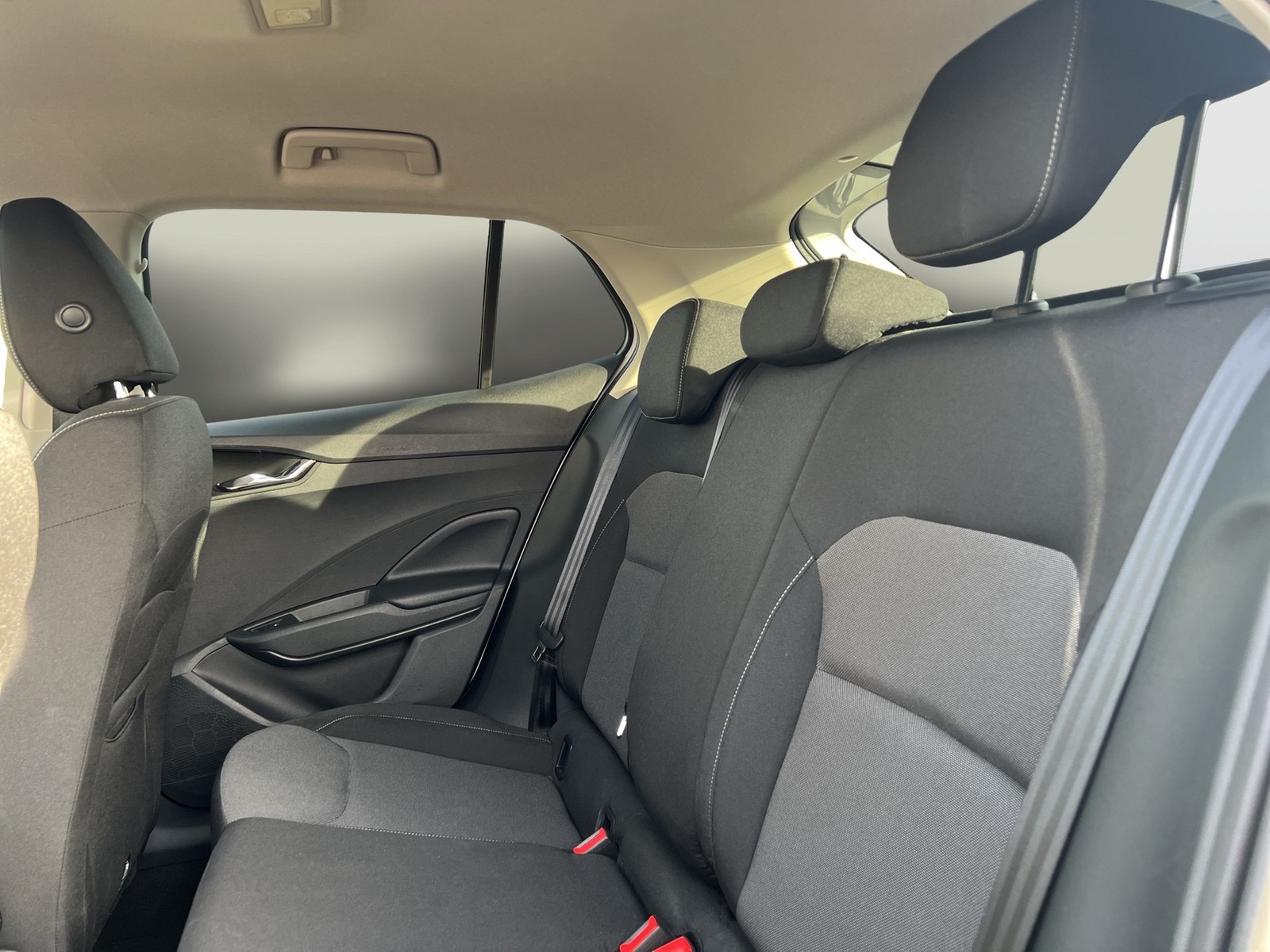 Skoda Fabia 1.0 TOUR CAM NAVI AHK-VORBEREITUNG SITZHZ.