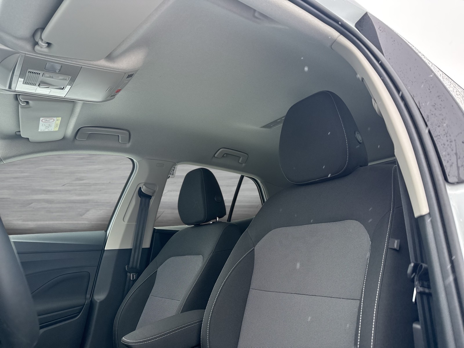 Skoda Fabia 1.0 TOUR CAM NAVI AHK-VORBEREITUNG SITZHZ.