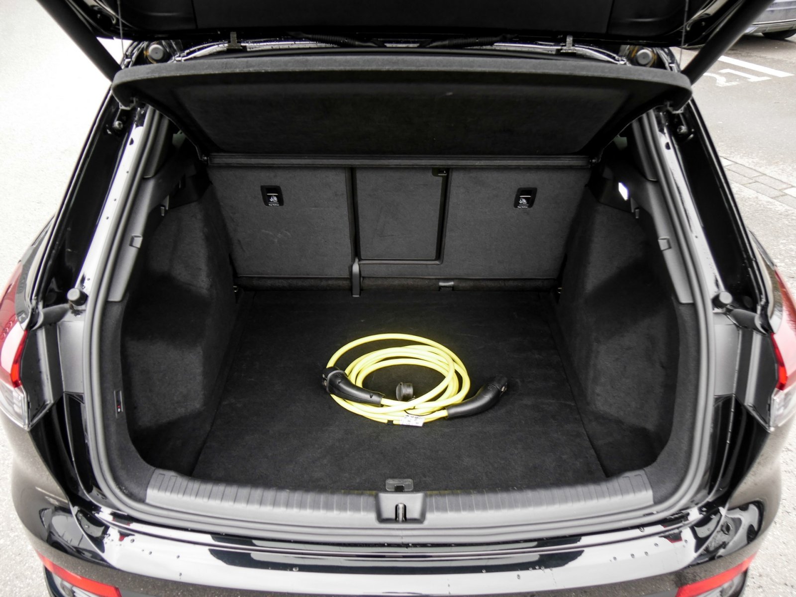 Audi Q4 45 e-tron editionSLine+Assistenzpakete+AHK+SONOS