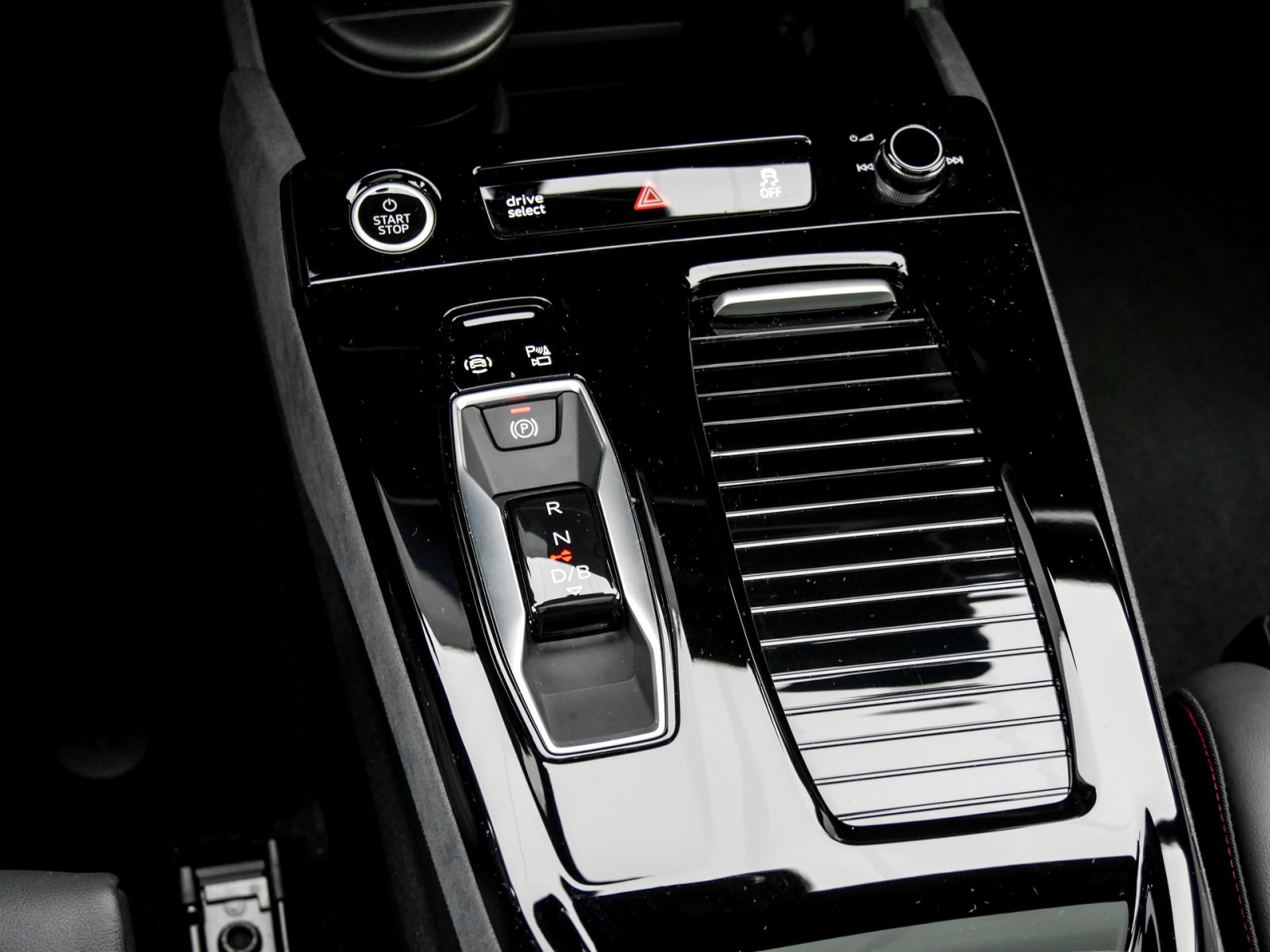 Audi Q6 e-tron quattro Pano+B&O+Techpro+EditionOne+AHK+