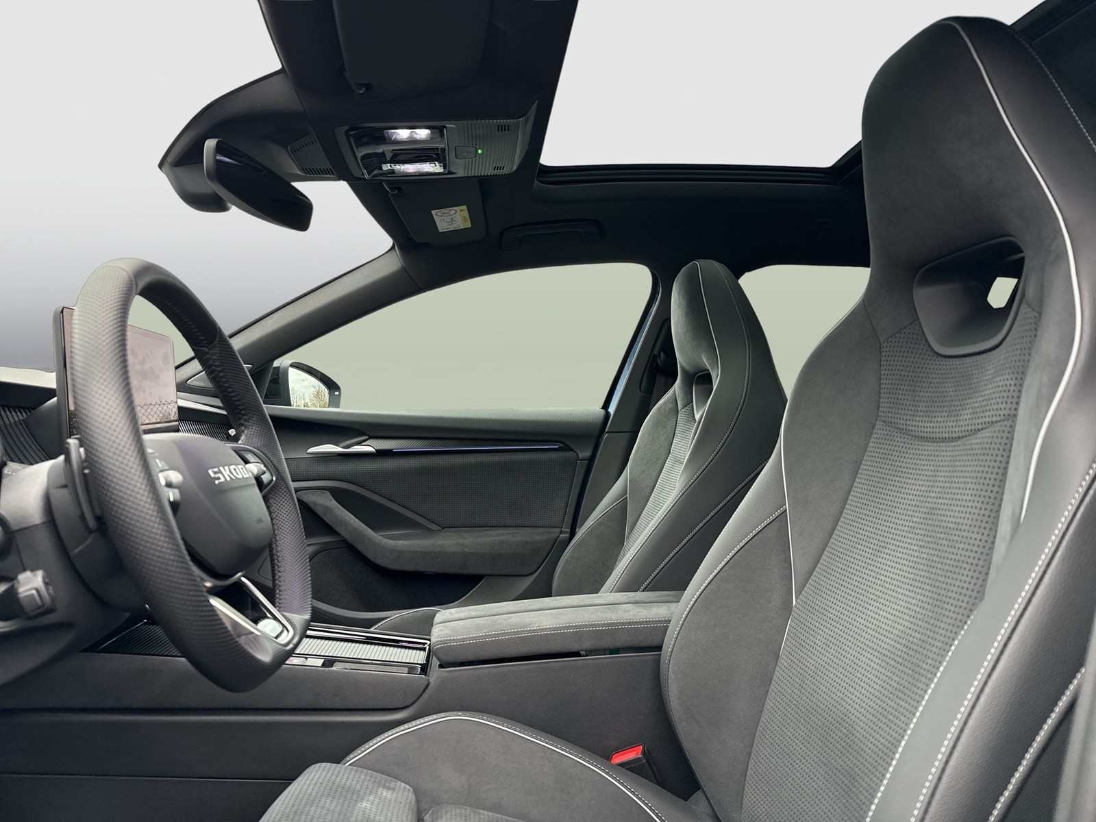 Skoda Superb Combi iV 1.5TSI DSG Sportline AHK HuD PANO CANTON NAV ACC 360GRAD