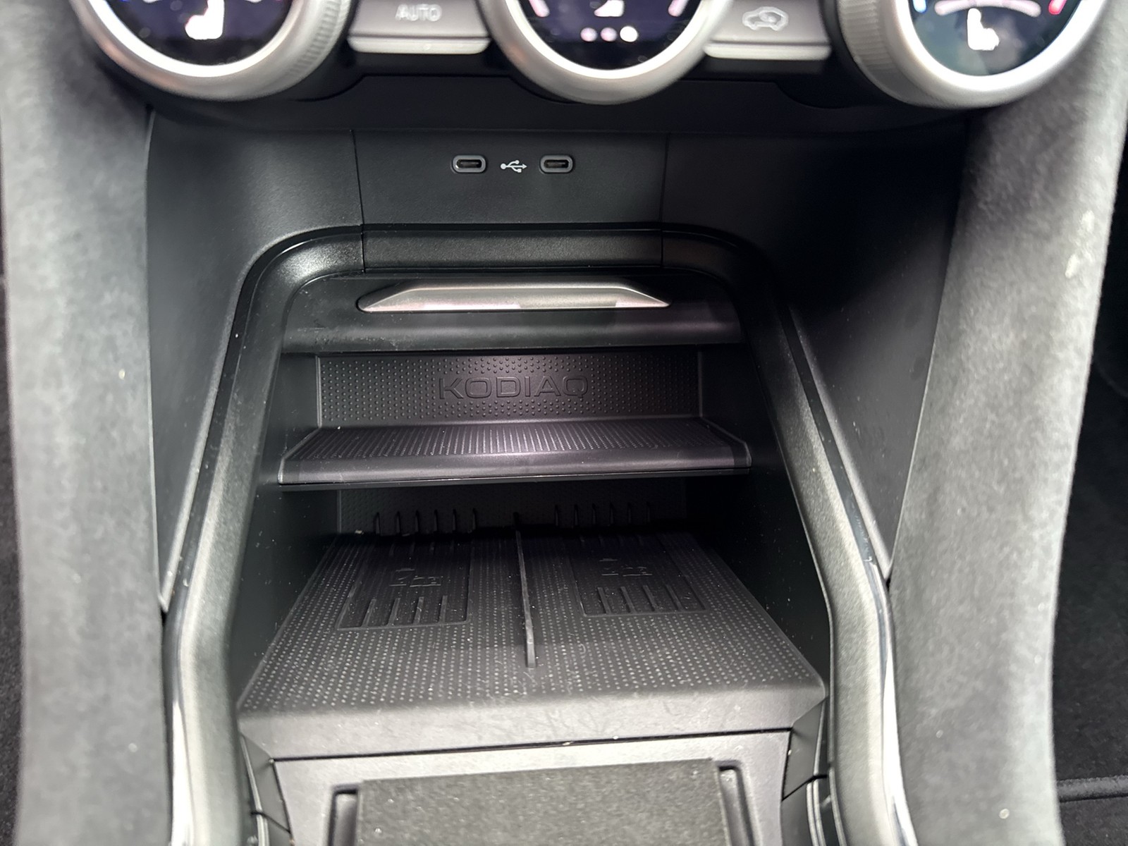 Skoda Kodiaq 1.5 iV SPORTLINE CAM ACC LM19 EKLAPPE NAVI