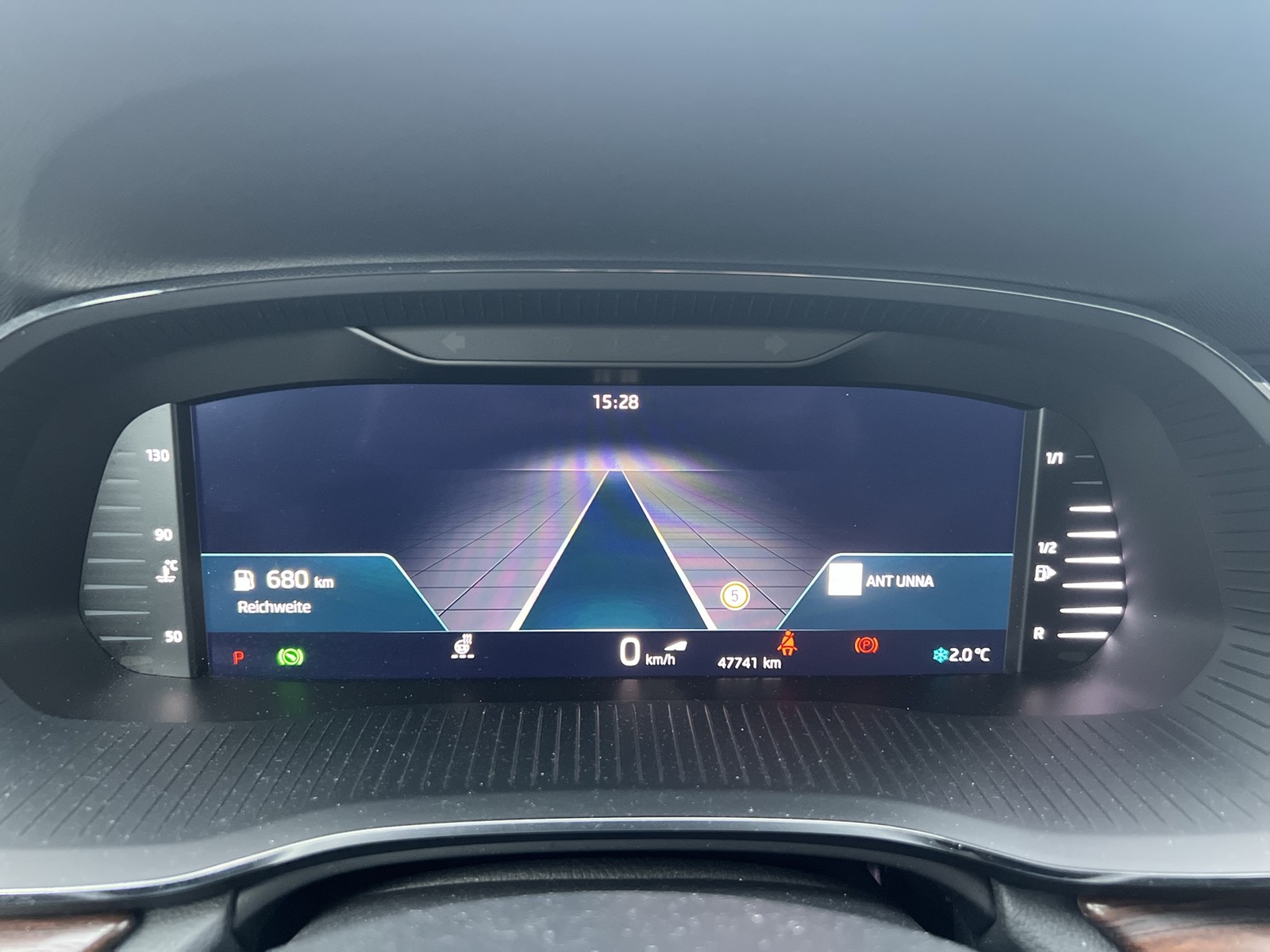 Skoda Octavia Combi 2.0 SCOUT 4X4 PANO AHK CAM HEAD-UP