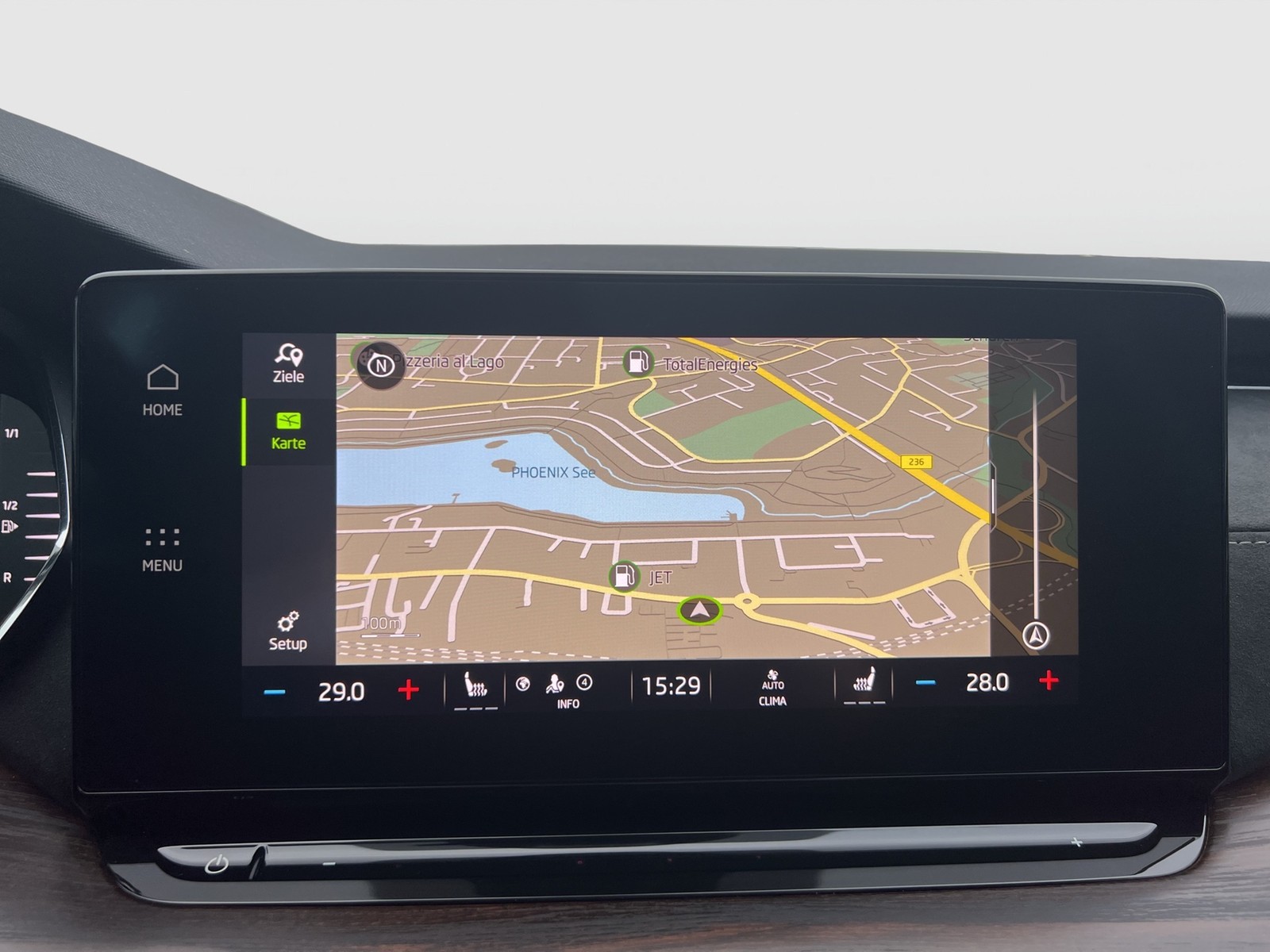 Skoda Octavia Combi 2.0 SCOUT 4X4 PANO AHK CAM HEAD-UP