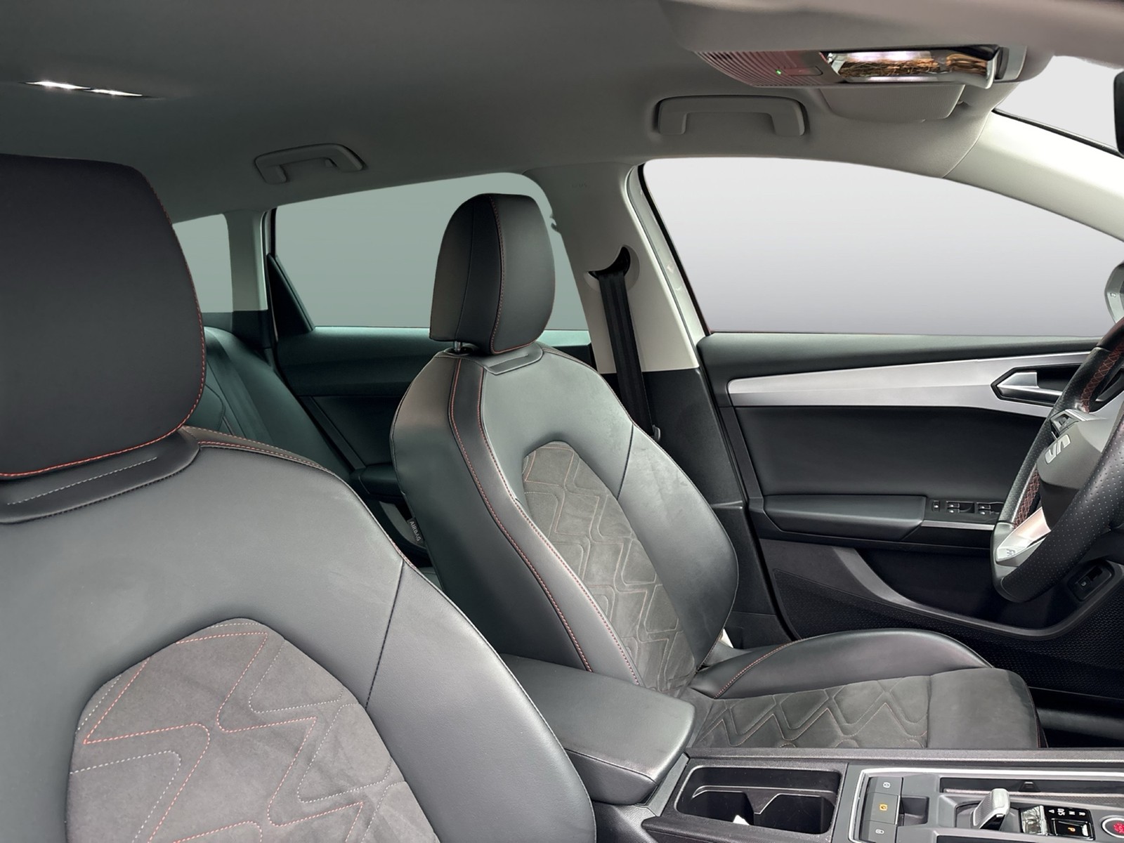 Seat Leon ST 1.4 HYBRID FR CAM ACC NAVI CARPLAY LM17