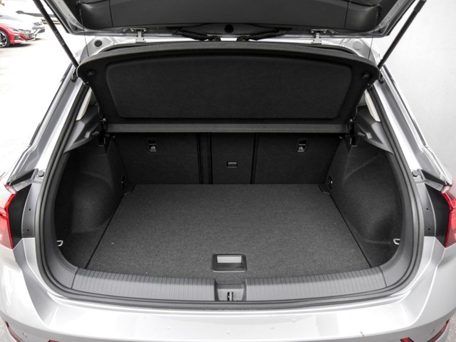 Volkswagen T-Roc 2.0 STYLE PANO STANDHZ. AHK ALU19" NAVI