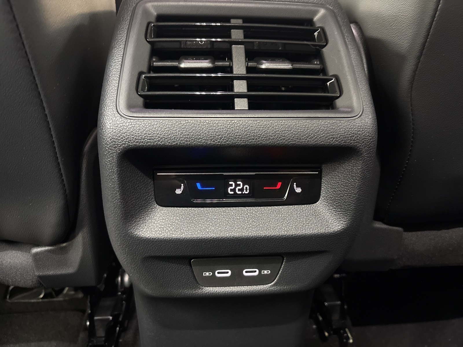 Volkswagen Tiguan 1.5 HYBRID ELEGANCE NEUES MODELL AHK CAM