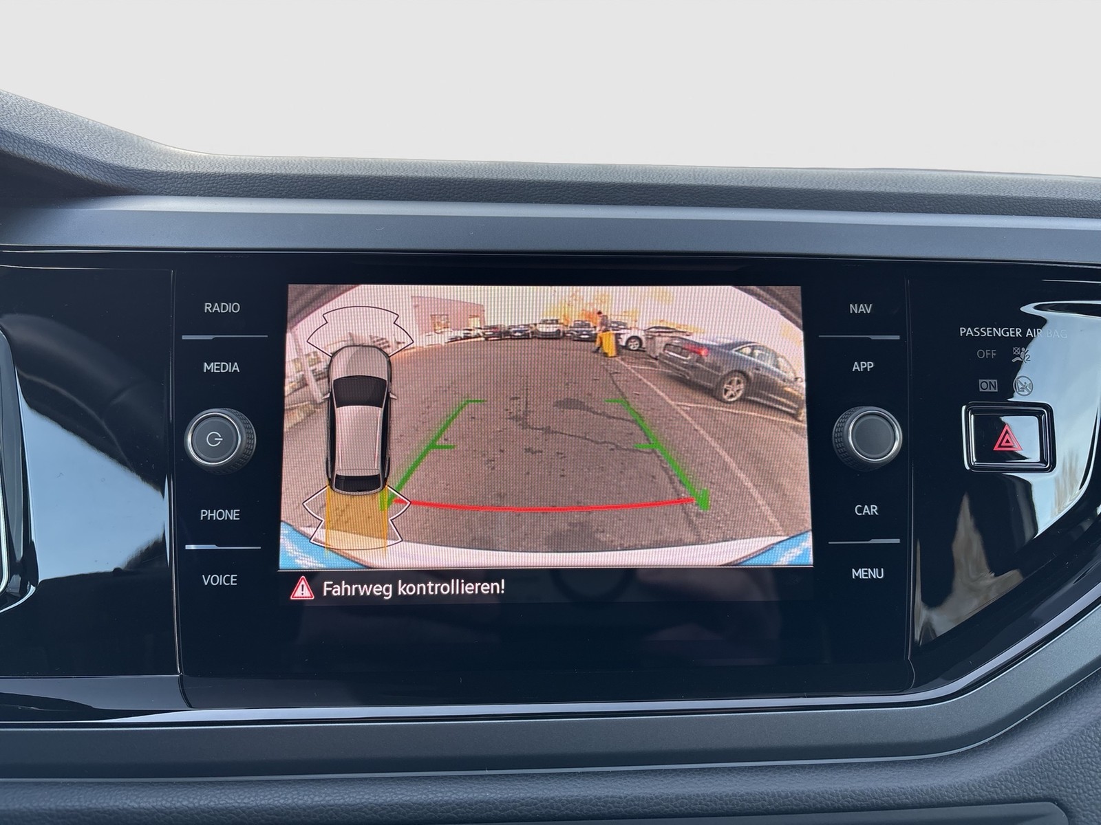Volkswagen Taigo 1.5 R-LINE AHK CAM ACC LM17 NAVI CARPLAY