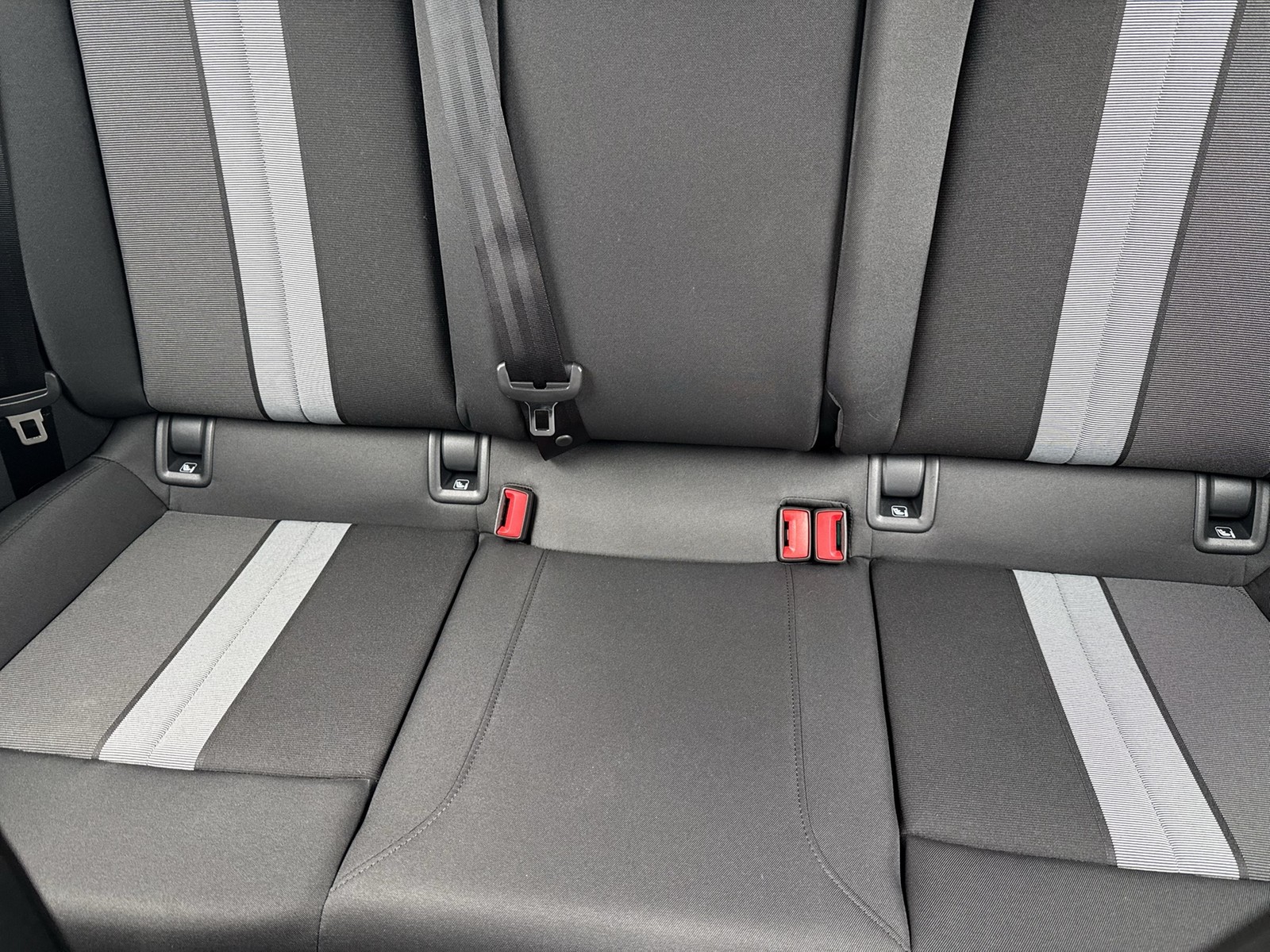 Audi A3 allstreet 35 AHK CAM ACC E-KLAPPE NAVI+ LM17