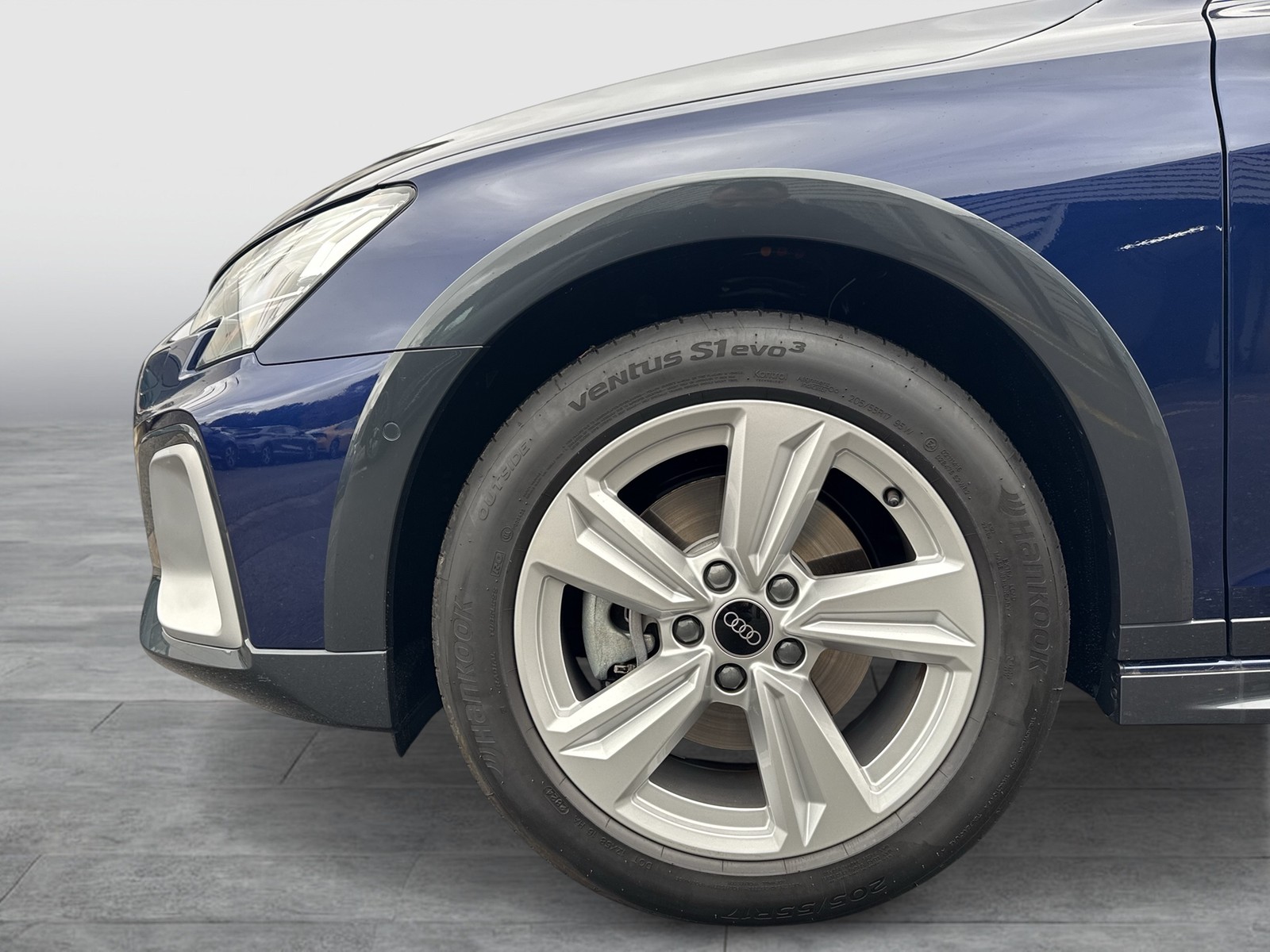 Audi A3 allstreet 35 AHK CAM ACC E-KLAPPE NAVI+ LM17