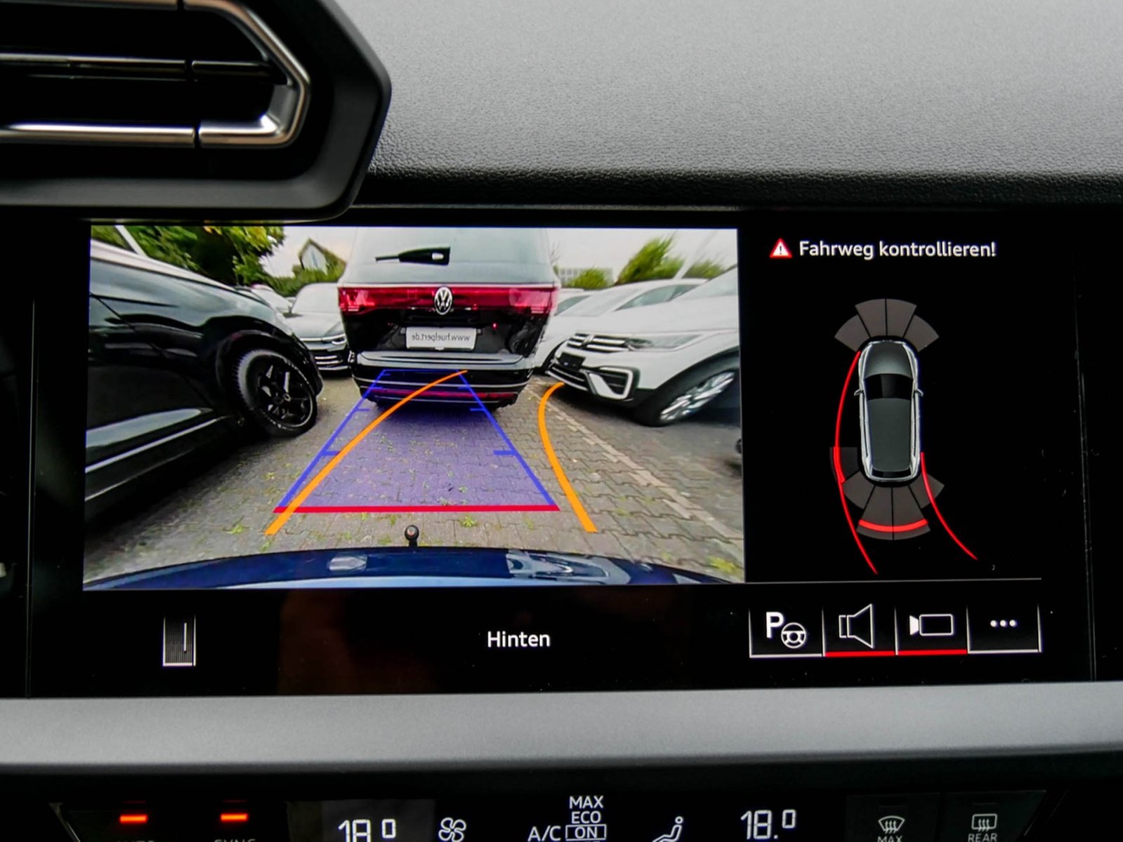 Audi A3 allstreet 35 AHK CAM ACC E-KLAPPE NAVI+ LM17