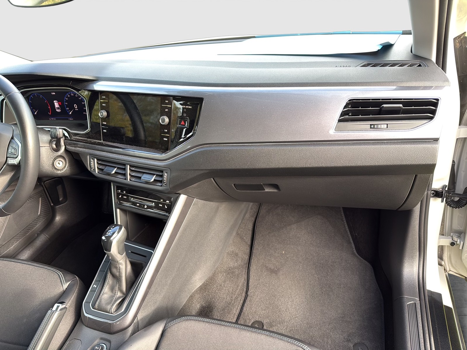 Volkswagen Taigo 1.0 STYLE KAMERA CARPLAY SITZHEIZ ALU