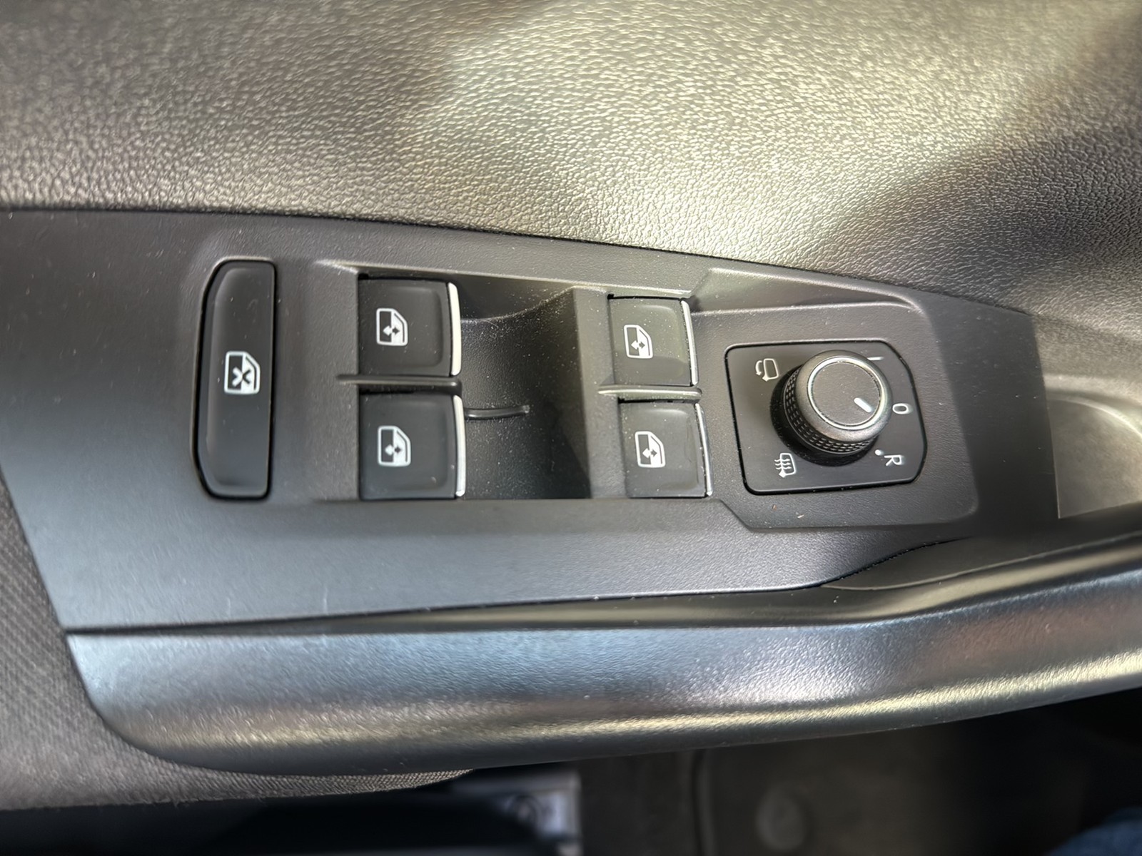 Volkswagen Taigo 1.0 STYLE KAMERA CARPLAY SITZHEIZ ALU