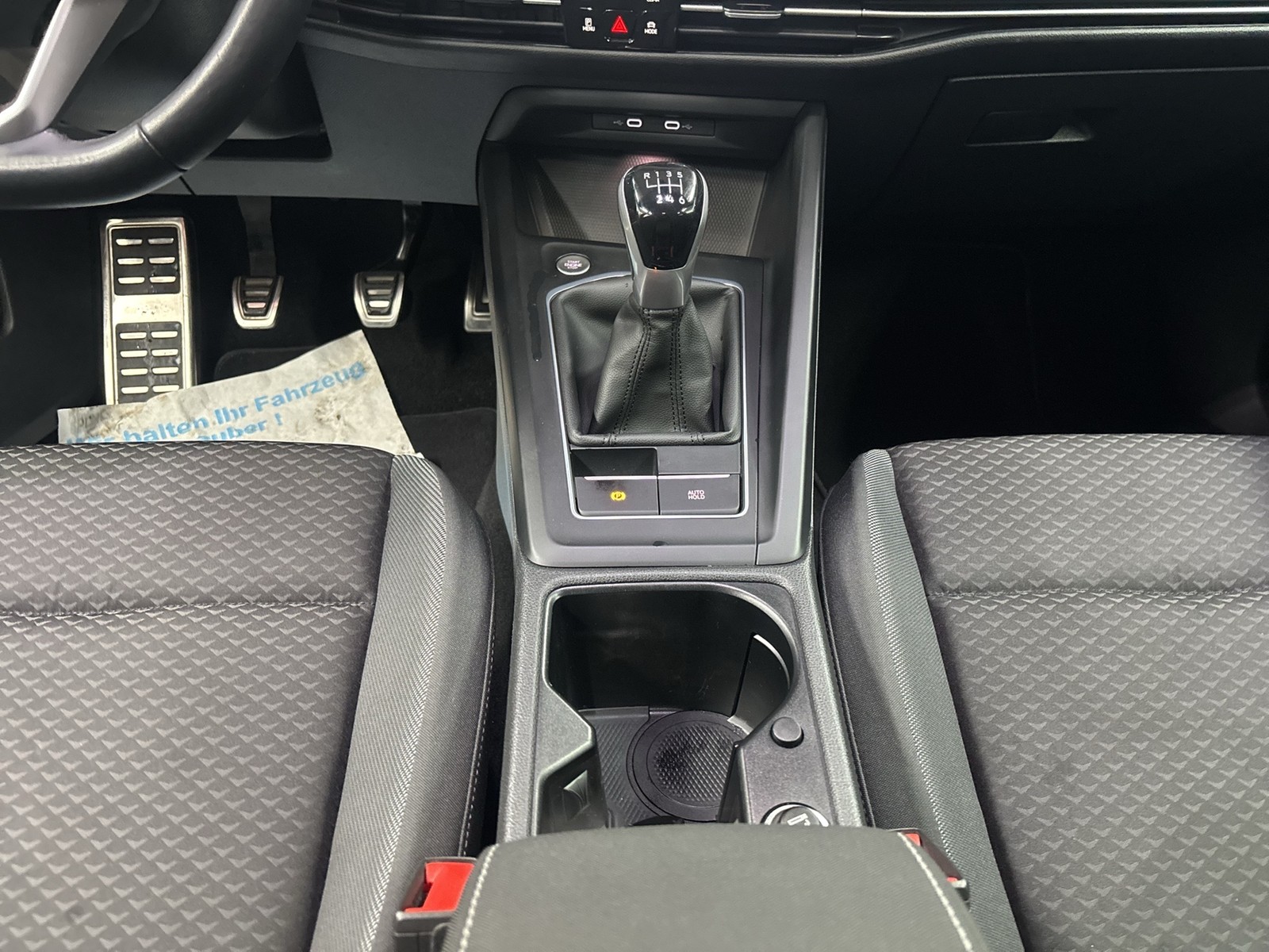 Volkswagen Golf VIII 1.5 ACTIVE ACC NAVI CARPLAY SITZHEIZ.