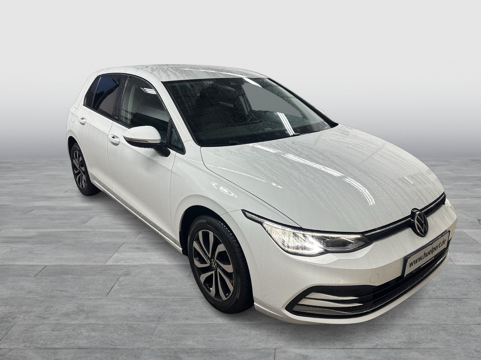 Volkswagen Golf VIII 1.5 ACTIVE ACC NAVI CARPLAY SITZHEIZ.