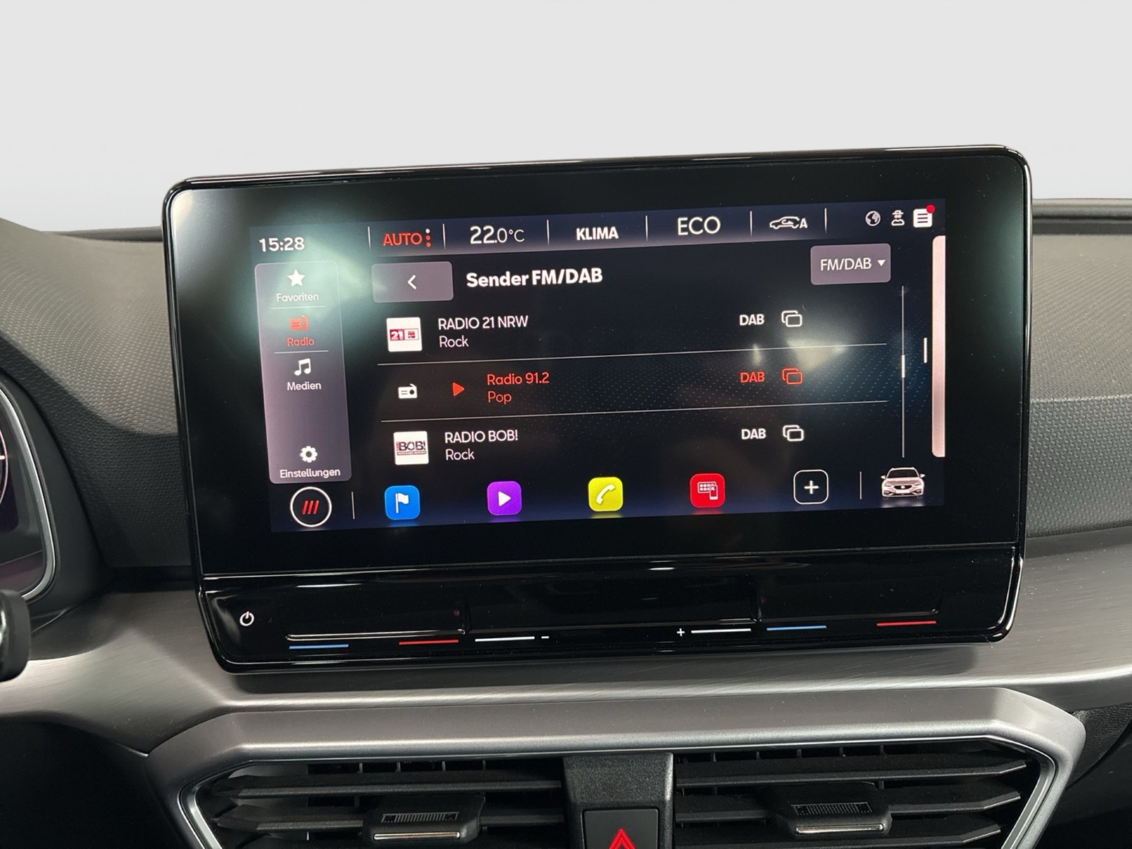 Seat Leon ST 1.4 HYBRID FR NAVI VIRTUAL-COCKPIT LM17