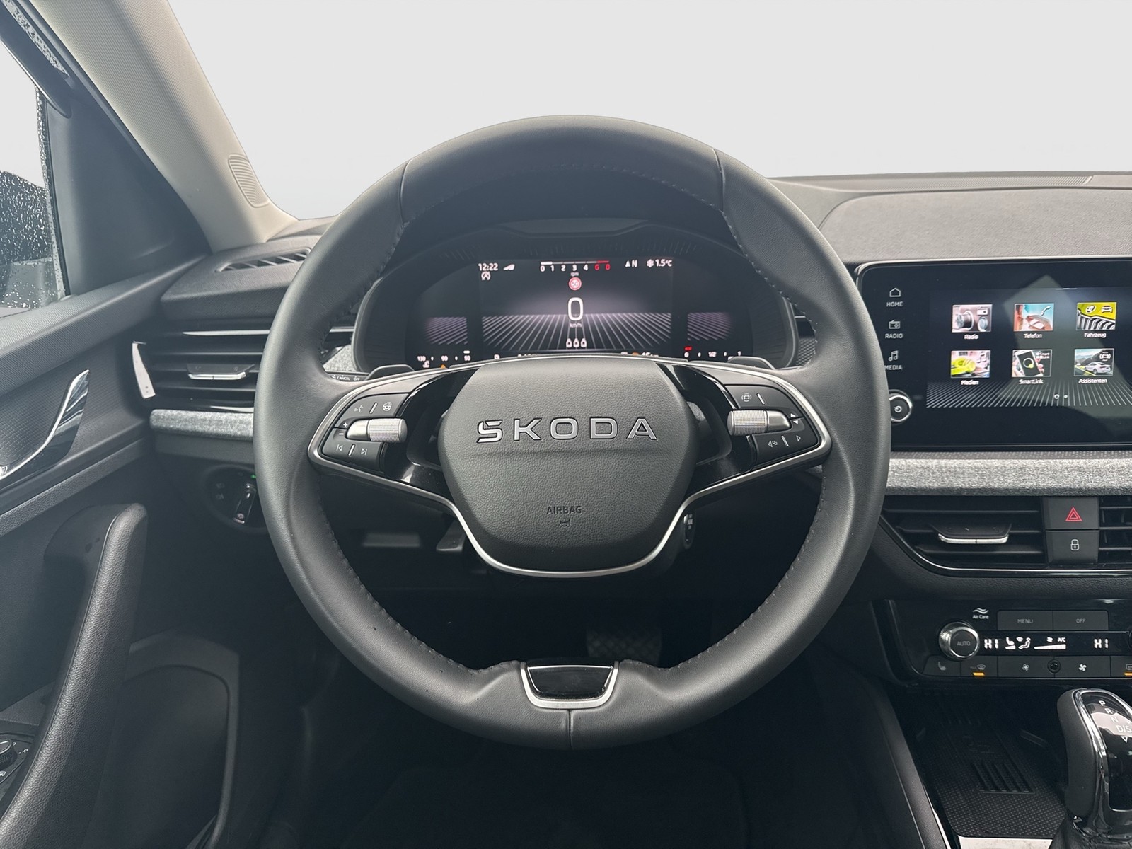 Skoda Scala 1.0 TOUR CAM CARPLAY AHK-VORBEREITUNG LM17