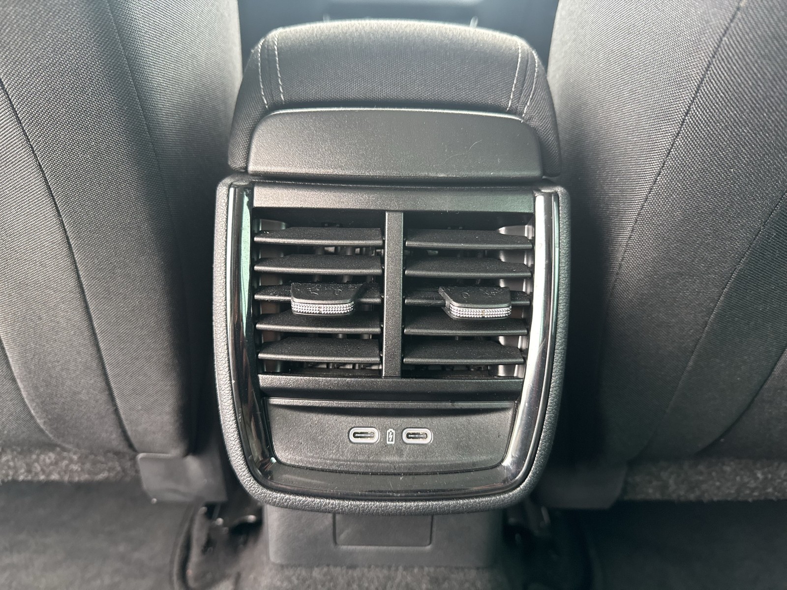 Skoda Scala 1.0 TOUR CAM CARPLAY AHK-VORBEREITUNG LM17