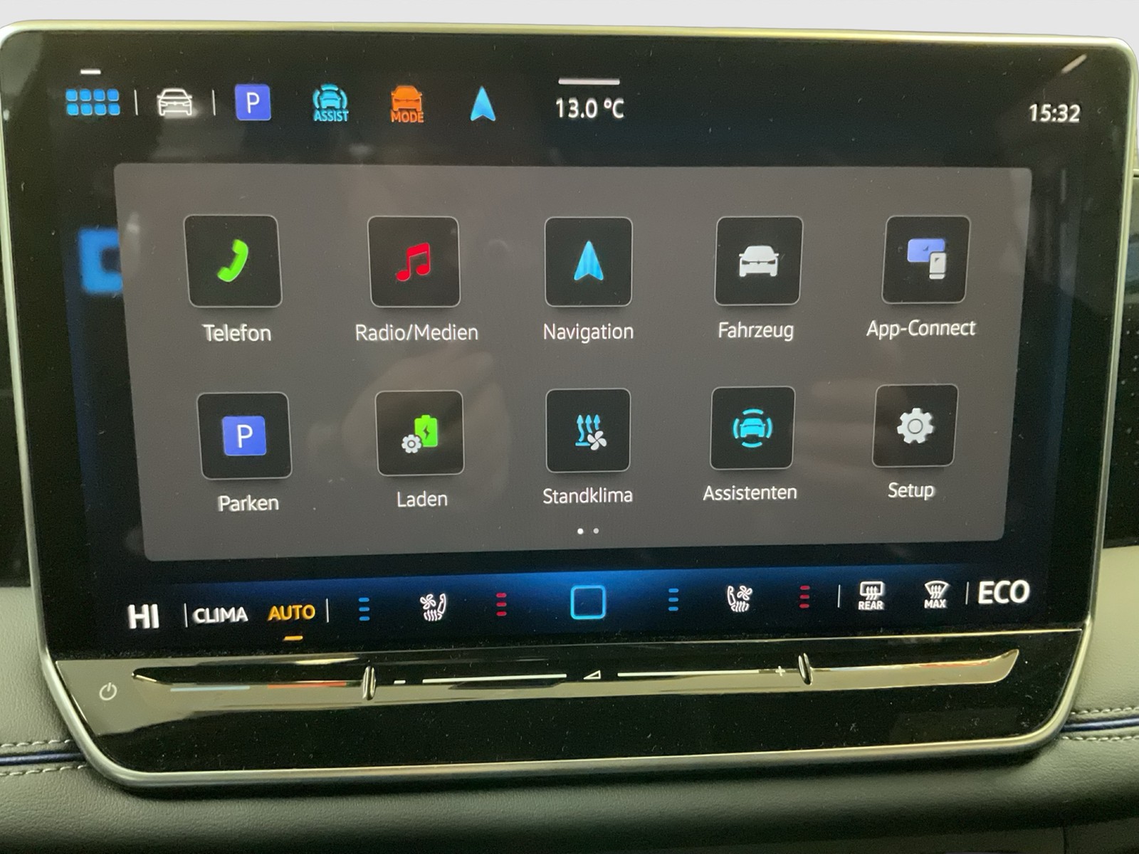 Volkswagen Tiguan 1.5 HYBRID R-LINE LEDER AHK CAM LM19