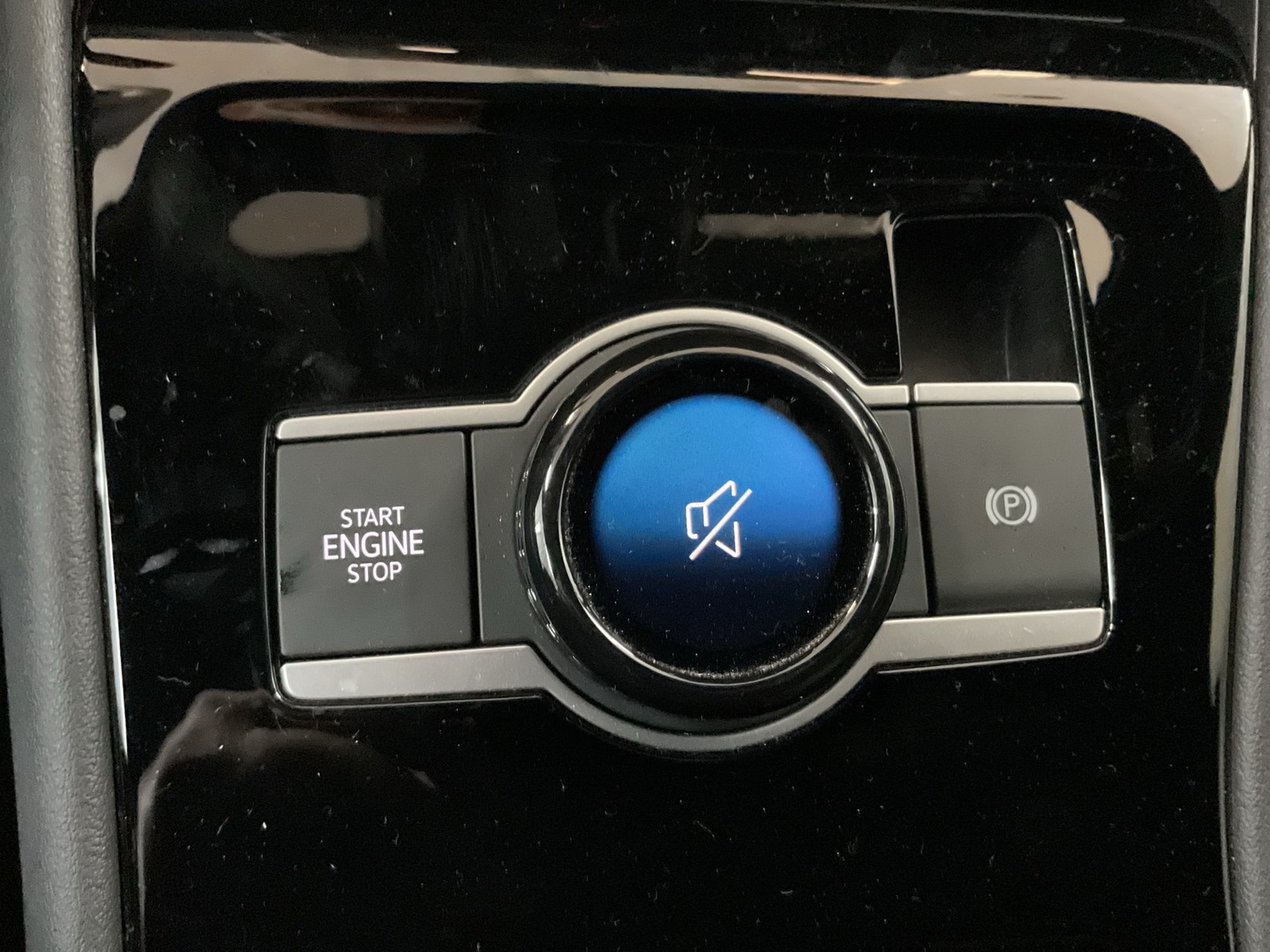 Volkswagen Tiguan 1.5 HYBRID R-LINE LEDER AHK CAM LM19