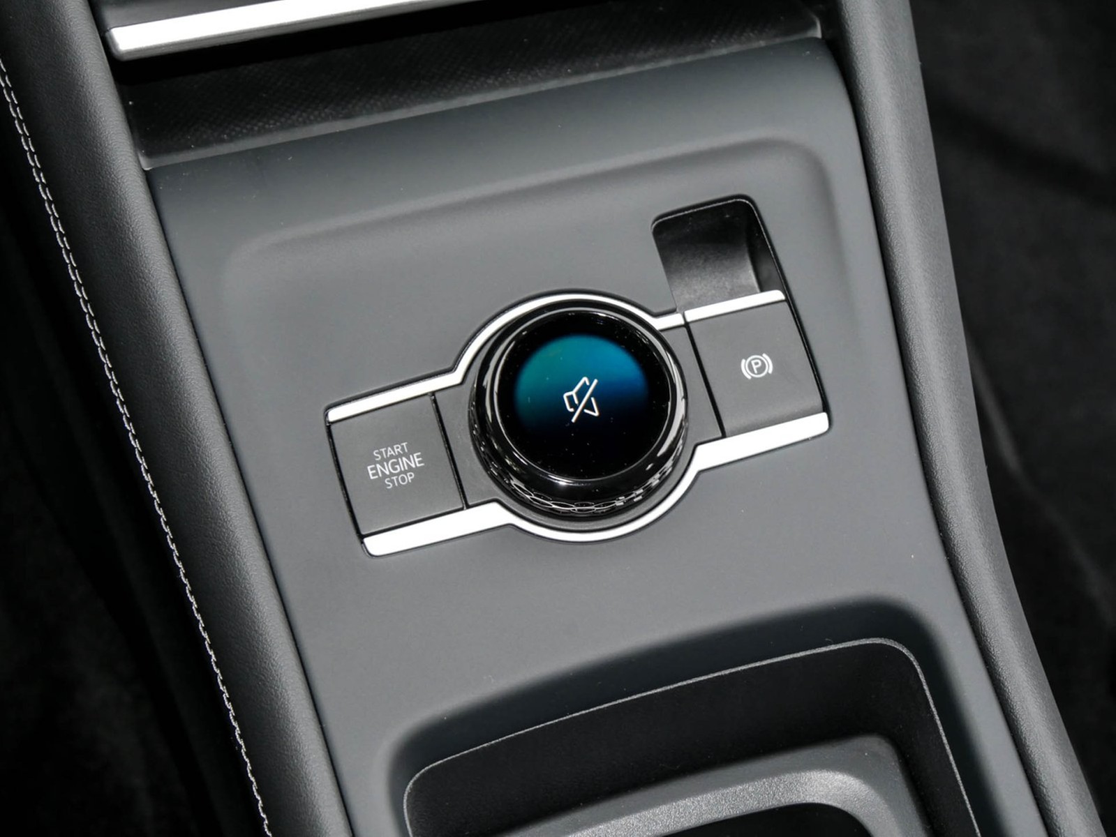 Volkswagen Tayron 1.5 HYBRID LIFE CAM LM18 E-KLAPPE CARPLAY