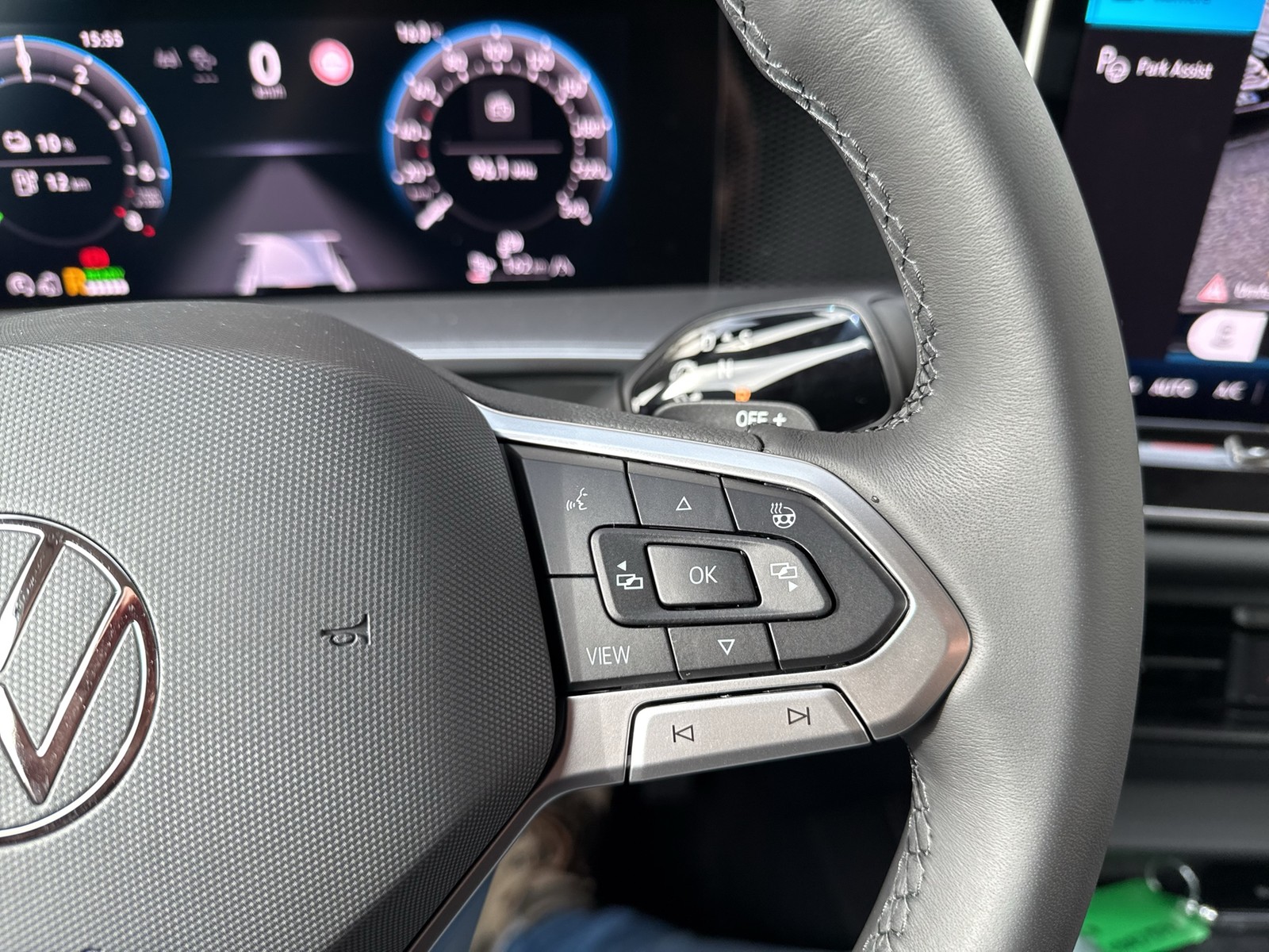 Volkswagen Tayron 1.5 HYBRID LIFE CAM LM18 E-KLAPPE CARPLAY