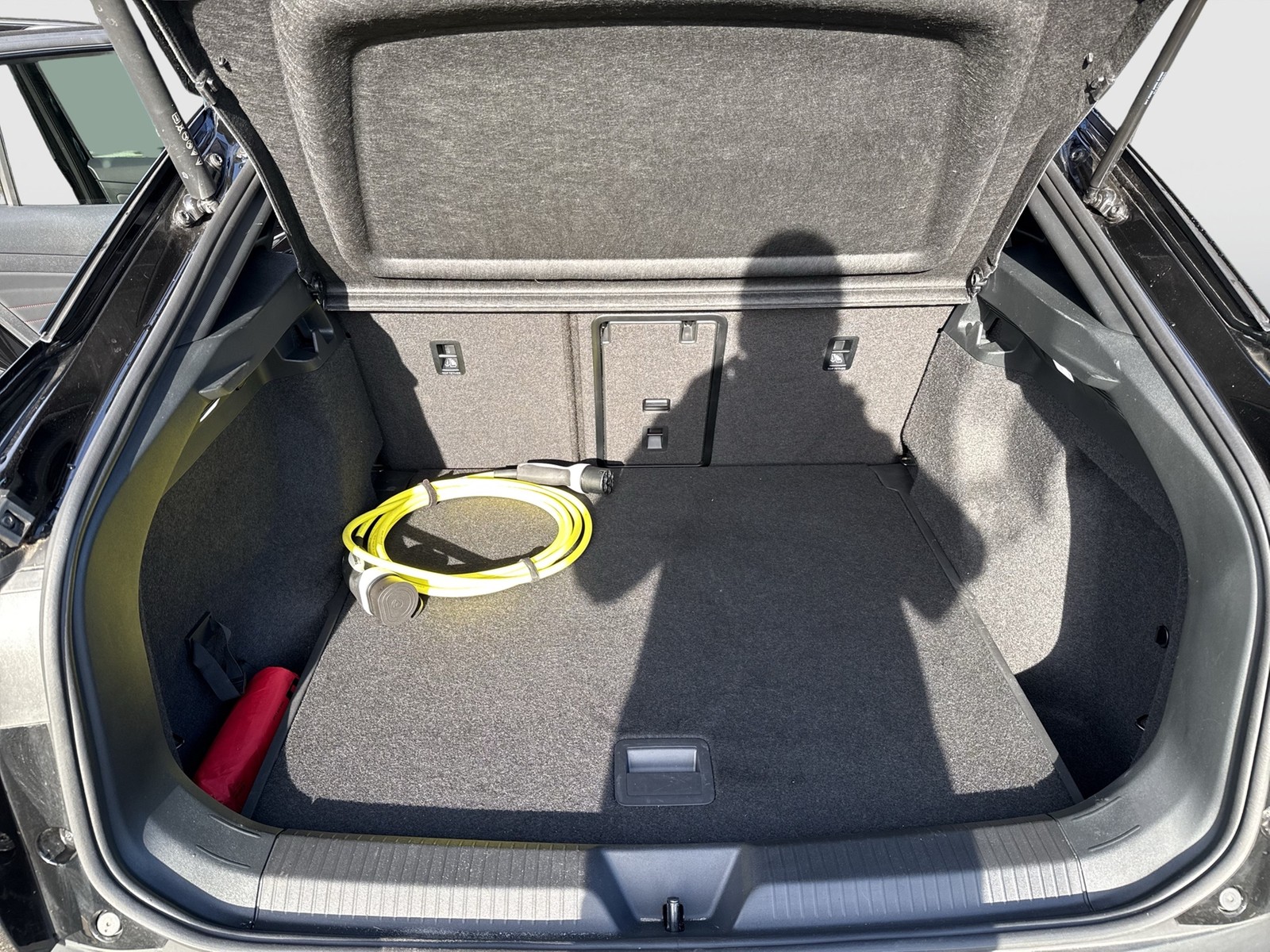 Volkswagen ID.5 GTX 4X4 WÄRMEPUMPE CAM ACC 21Z NAVI CARPLAY